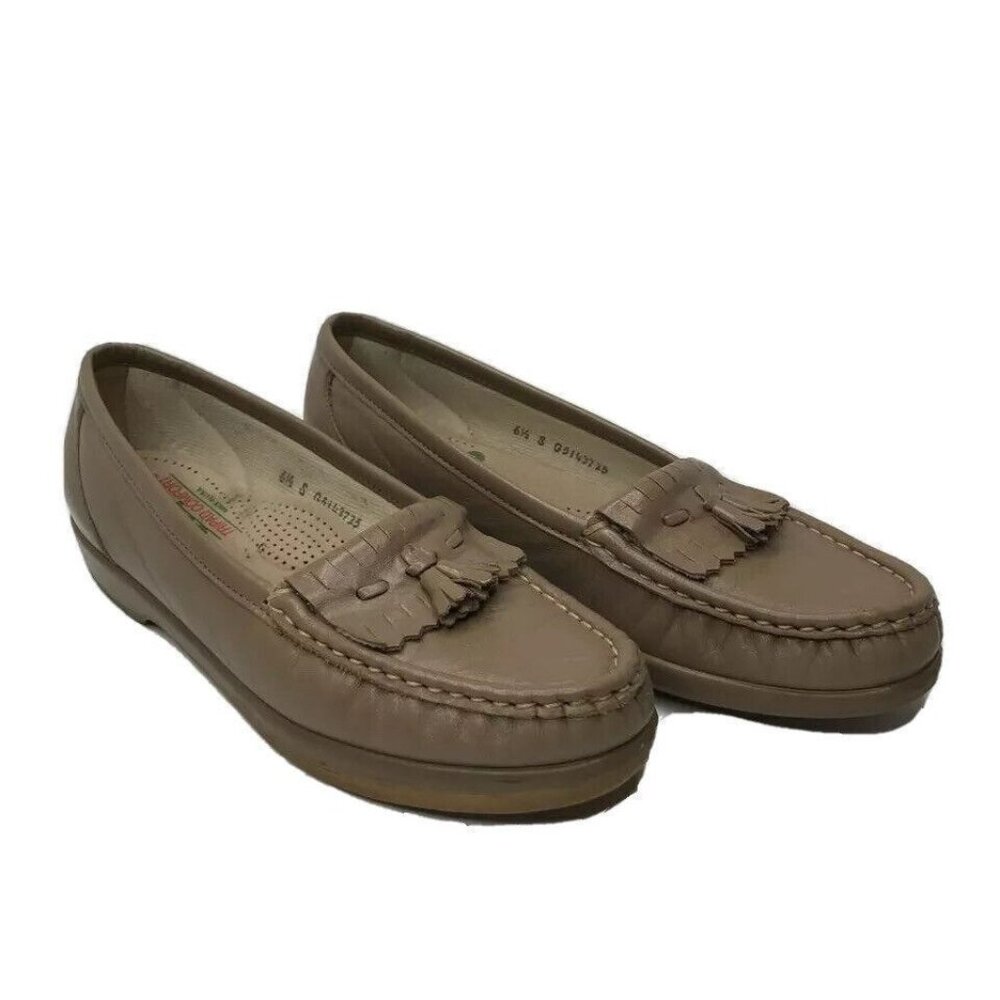 Sas Tripad Comfort Loafer Shoes Womens 6.5S Beige Moc Toe Tasseled Slip Ons USA